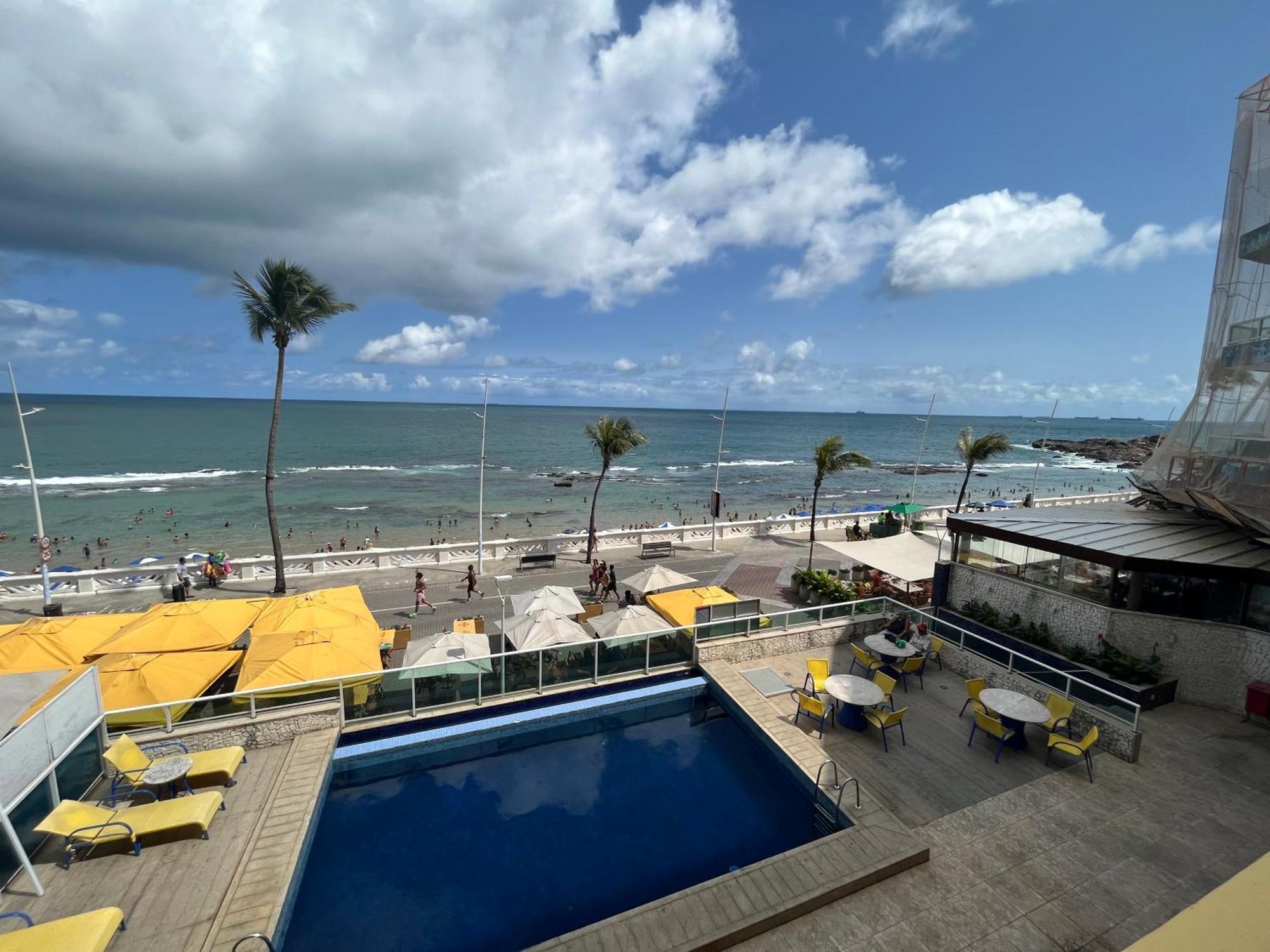 Quarto em Acomodações Particulares Bahia Flat Barra - Frente Mar Salvador